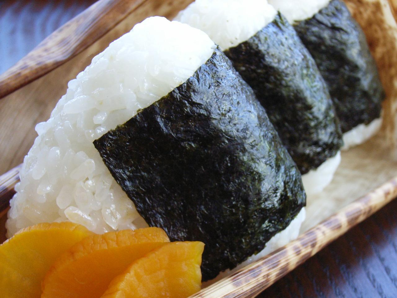おにぎりダイエットは効果的に痩せる低カロリーなヘルシー食!