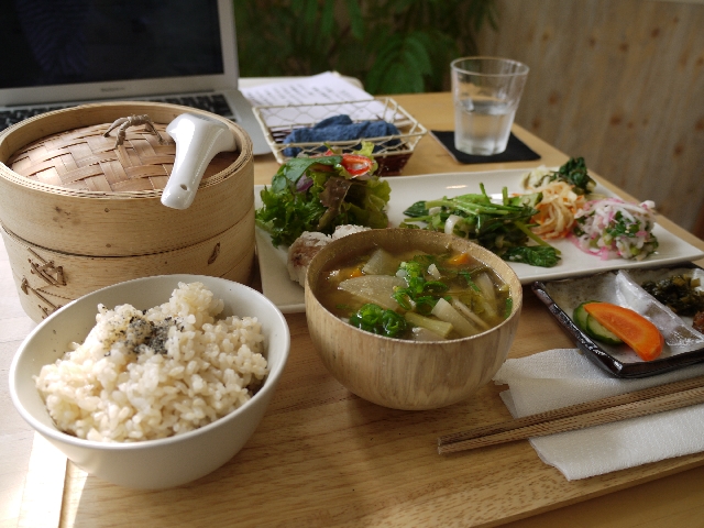 乾燥肌に効く食べ物や食材7選!【肌乾燥対策】