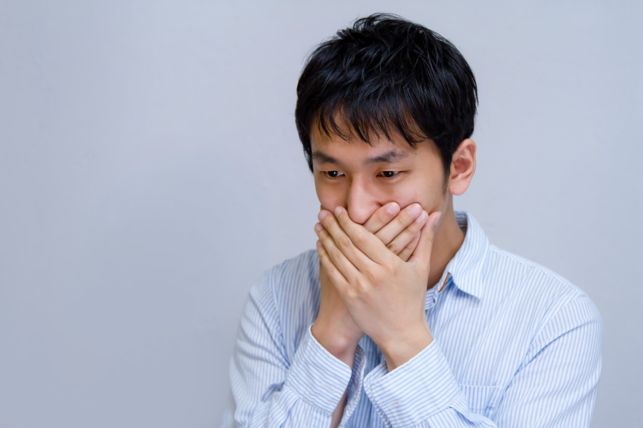 口臭の原因や対策と改善方法や治療の仕方!口が臭いのは病気?