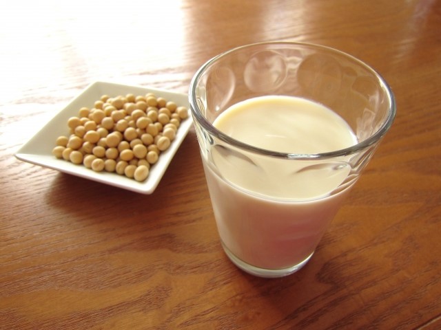 豆乳の効果・効能と栄養やカロリー!牛乳との違いは?